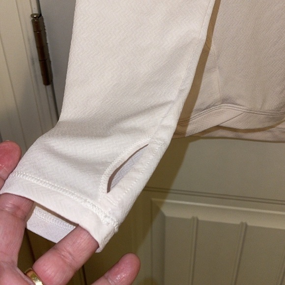 DSG women’s size small light‎ pink long sleeve golf athletic shirt. 1/4 zipper. - Picture 5 of 10